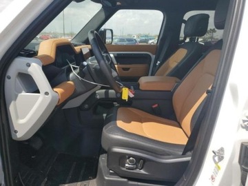 Land Rover Defender IV (L663) 2024 Land Rover Defender 130 X-DYNAMIC SE 2023, od ubezpieczalni 3.0 Benzyna, zdjęcie 7