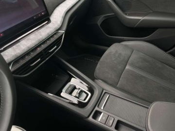 Skoda Octavia IV Liftback 2.0 TDI 150KM 2024 Skoda Octavia Selection 2,0 TDI 150 KM Autom. Skora, swiatla Matrix, 2.0, zdjęcie 18