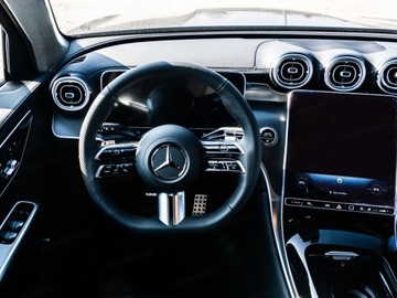 Mercedes GLC C254/X254 Coupe 2.0 200 204KM 2025 MERCEDES-BENZ GLC 200 4-Matic AMG Line 2.0 (204KM) 2025, zdjęcie 6