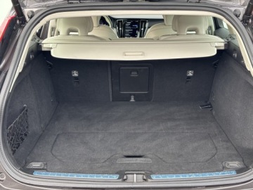 Volvo V60 II  Kombi Facelifting 2.0 B4 197KM 2023 Volvo V60 V60 B4 | Diesel | Plus Bright | | FV23%, zdjęcie 27