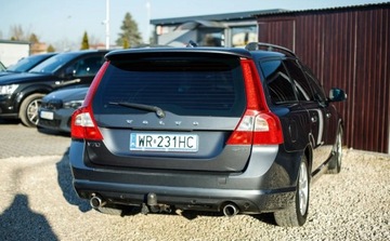 Volvo V70 III Kombi 2.5 T 231KM 2010 Volvo V70 2.5T 231KM Lift R-design Summum Skory BiXenon PDC Manual 2.5, zdjęcie 6
