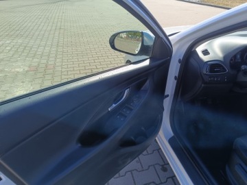 Hyundai i30 III Hatchback Facelifting 1.0 T-GDI 120KM 2023 HYUNDAI I30 1.0 T-GDI 120KM przebieg 39 tyś km LAKIER PERŁA METALIK r. 2023, zdjęcie 16