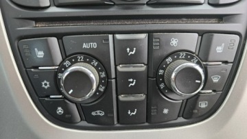 Opel Astra J Sports Tourer Facelifting 1.7 CDTI ECOTEC 130KM 2013 Opel Astra Active, szyberdach, PDC, serwisowana, zdjęcie 26