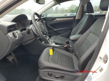 Volkswagen Passat B8 2022 Volkswagen Passat 2022 r.,2,0 L od ubezpieczalni 2.0 Benzyna 174KM, zdjęcie 8