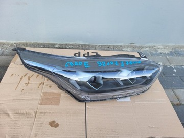 LAMPA PRAWA CEED III LIFT FUL LED 92102 J7500 IGŁA