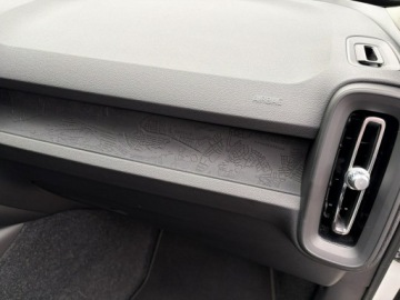 Volvo XC40 Crossover 1.5 T3 163KM 2019 Volvo XC 40 T3 163 KM Automat Kamera CarPlay, zdjęcie 15