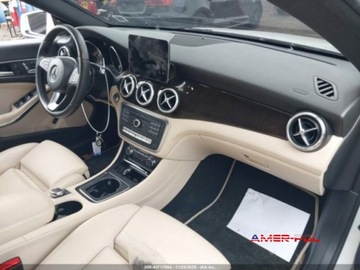 Mercedes CLA C117 2018 Mercedes-Benz CLA 2018 r.,2,0L 250 4MATIC 2.0 Benzyna 208KM, zdjęcie 4