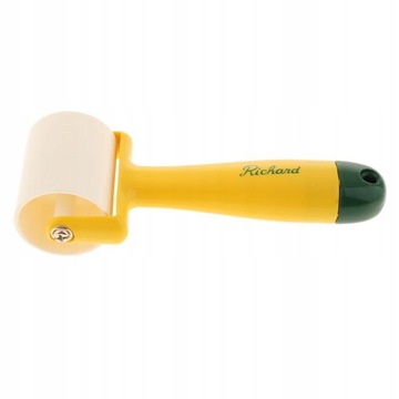 Швейный бумажный валик.