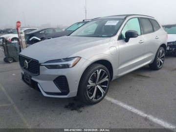 Volvo XC60 II 2023 Volvo XC 60 T8 Ultimate Dark Theme 2023 2.0l 2.0 Hybryda Plug-in 312KM, zdjęcie 1