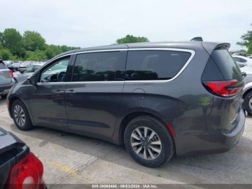 Chrysler Pacifica II 2023 Chrysler Pacifica Hybrid Touring L, 2023r., 3.6L 3.6 Hybryda Plug-in 260KM, zdjęcie 3