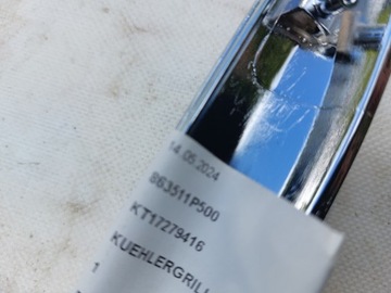 CHRÓM MASKA MŘÍŽKA KIA VENGA 863511P500 NOVÝ ORIGINÁLNÍ