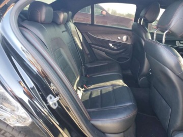Mercedes Klasa E W213 2019 Mercedes-Benz Klasa E 53 AMG 4Matic 2019 3.0l 3.0 Benzyna 429KM, zdjęcie 10