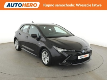 Toyota Corolla XII Hatchback 1.8 Hybrid 122KM 2020 Toyota Corolla automat navi kamera ACC LED, zdjęcie 9