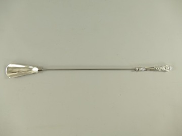 Elegancka łyżka do butów ALUMINIUM srebrna