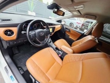 Toyota Auris II Touring Sports Facelifting 1.8 Hybrid 136KM 2017 Toyota Auris Prestige___1.8VVT-i 136KM Hybrid CVT Skora LED Navi Kamera Ke, zdjęcie 5