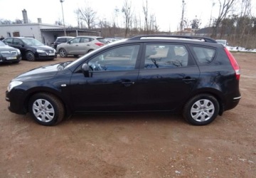 Hyundai i30 I CW 1.6 CRDi 115KM 2008 Hyundai i30 1.6crdi,klima,el.szyby,zarejes 1.6 Diesel 116KM, zdjęcie 11