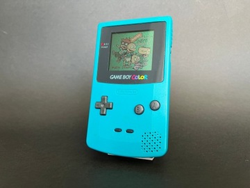Цветная консоль Nintendo Game Boy + игра