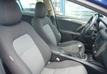 Toyota Avensis III Sedan Facelifting 2015 1.8 Valvematic 147KM 2017 Toyota Avensis Toyota Avensis 1.8 Active 1.8 Benzyna 147KM, zdjęcie 16