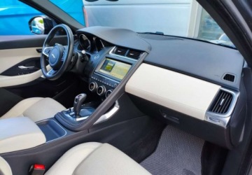 Jaguar E-Pace SUV 2.0 i4D 180KM 2019 Jaguar E-Pace Jaguar E-Pace 2.0 i4D AWD R-Dynamic 2.0 Diesel 180KM, zdjęcie 3