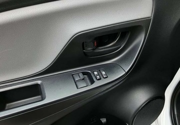 Toyota Yaris III Hatchback 5d Facelifting 2017 1.5 Dual VVT-iE 111KM 2019 Toyota Yaris Toyota Yaris 1.5 Active 1.5 Benzyna 111KM, zdjęcie 22