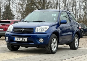 Toyota RAV4 II 2.0 i 16V 150KM 2004 Toyota RAV4 2.0VVT-i 150KM 4x4 Klimatronik Radio CD Stan Bdb OPLACONY 2.0