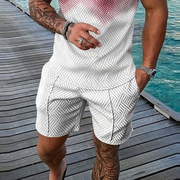 КОМПЛЕКТ СЛУЧАЙНОЙ СПОРТИВНОЙ ФУТБОЛКИ, ШОРТЫ, 3XL