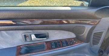 Audi A8 D2 Sedan 2.8 30V 193KM 1997 Audi A8 2.8B zarejestrowany automwt 2.8 Benzyna 193KM, zdjęcie 19