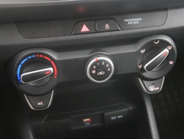 Kia Stonic I Crossover Facelifting 1.0 T-GDI 100KM 2024 Kia Stonic 1.0 T-GDI, Salon Polska, Serwis ASO, zdjęcie 11