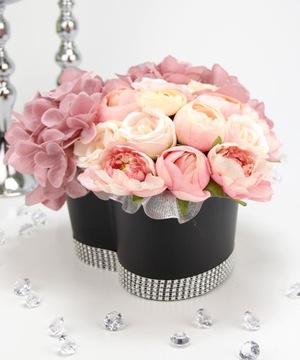 Букет LUX black Flower Box МИКС розовых цветов