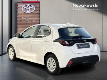 Toyota Yaris IV Hatchback 1.0 VVT-i 72KM 2022 Toyota Yaris 1.0 Comfort IV (2020-) 1.0 Comfort, zdjęcie 1