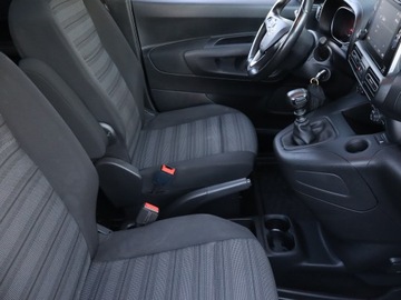 Opel Combo E Kombivan 1.2 Turbo 110KM 2019 Opel Combo 1.2 Turbo, Salon Polska, Serwis ASO, zdjęcie 8