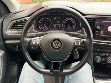 Volkswagen T-Roc I SUV 1.5 TSI ACT 150KM 2019 Volkswagen T-Roc 1.5 benzyna 150 KM 6 biegow zarej w PL zadbany zamia, zdjęcie 12