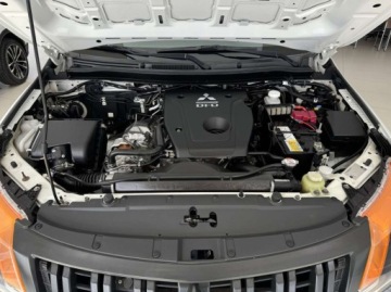 Mitsubishi L200 V Club Cab 2.4 154KM 2019 Mitsubishi L200 DC Invite EU6 Pickup Wyciagarka Hak Salon Polska FV23, zdjęcie 18