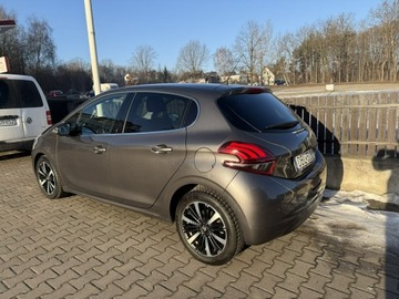 Peugeot 208 II 2019 Peugeot 208 1,2 110 ps automatic 67 tyś km salon, zdjęcie 2