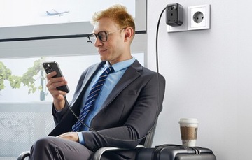 АДАПТЕР UGREEN TRAVEL ИЗ Великобритании В ЕС 2XUSB-A 1XUSB-C