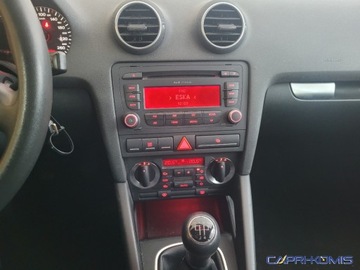Audi A3 8P Hatchback 3d 1.6 102KM 2007 Audi A3 3-drzwiowe 1.6 MPi nowe opony Serwis Bezwypadkowy 1.6 Benzyna 102KM, zdjęcie 14