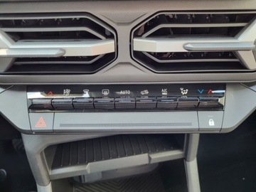 Dacia Bigster 1.2 TCe 140KM 2025 Od ręki - Journey LPG 1.2 mHEV 140KM / Pakiet Parking, Zimowy Plus, zdjęcie 10