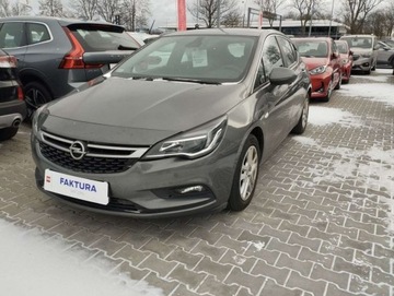 Opel Astra K Hatchback 5d 1.4 Turbo 125KM 2019 Opel Astra Opel Astra K 1.4T 125km Salon PL Vat23 1.4 Benzyna 125KM, zdjęcie 1