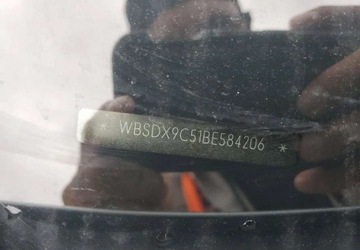 BMW Seria 3 E90-91-92-93 M3 Limuzyna E90 4.0 V8 420KM 2011 BMW M3 Auta z USA - Zapytaj o wiecej ofert 4.0 Benzyna 420KM, zdjęcie 8