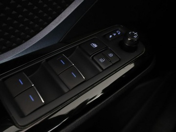 Toyota C-HR I Crossover Facelifting 1.8 Hybrid 122KM 2020 Toyota C-HR Hybryda Automat Kamera cofania, zdjęcie 34