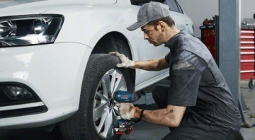 Ударный гайковерт GDS 18V-400 + GSB 18V-50 BOSCH