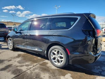 Chrysler Pacifica II 3.6 V6 291KM 2020 Chrysler Pacifica 2020r., Limited, 3.6L, od ubezpieczalni 3.6 Benzyna 291KM, zdjęcie 1