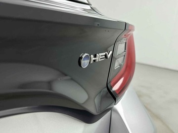 Toyota Yaris IV Hatchback Facelifting 1.5 Hybrid Dynamic Force 130KM 2025 Od ręki - Executive 1.5 Hybrid 130KM | Podgrzewane fotele!, zdjęcie 4
