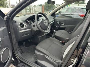 Renault Clio III Hatchback 5d 1.2 i 16V 75KM 2008 Renault Clio 1.2 benzyna 75 KM/Klima/Isofix/5 D, zdjęcie 11