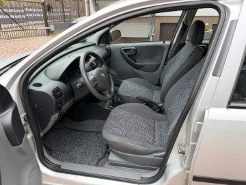 Opel Corsa C 1.2 ECOTEC 75KM 2001 Opel Corsa TYLKO 139tyśkm! KLIMATYZACJA Comfort 1.2 Zwykła Benzyna 5DRZWI, zdjęcie 21