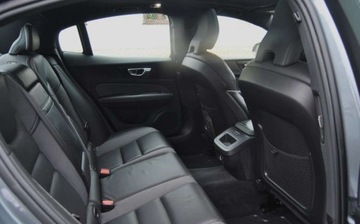 Volvo S60 III Sedan 2.0 T6 310KM 2019 Volvo S60 GWARANCJA, R-Design, T6 320KM, 4x4, Automat, Swietnie utrzymany, zdjęcie 7
