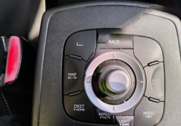 Renault Scenic III XMOD Energy TCe 115KM 2013 Renault Scenic 2013r, 1.2 Benzyna. Lekko uszkodzony prawy przod. Jezdzi., zdjęcie 17