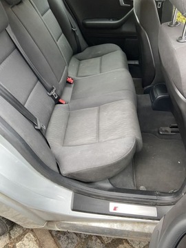 Комплект дверных панелей Audi a4 b7 Европа черный B6