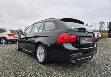BMW Seria 3 E90-91-92-93 Touring E91 2.0 318d 143KM 2010 BMW Seria 3 2,0 143 KM M-Pakiet Nowy Rozrzad Kamera PDC Xenon Navi, zdjęcie 28