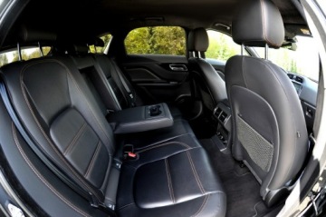 Jaguar F-Pace SUV 2.0 i4D 180KM 2019 Jaguar F-PACE 2.0 180KM Skóra Navi Led Kamera, zdjęcie 8